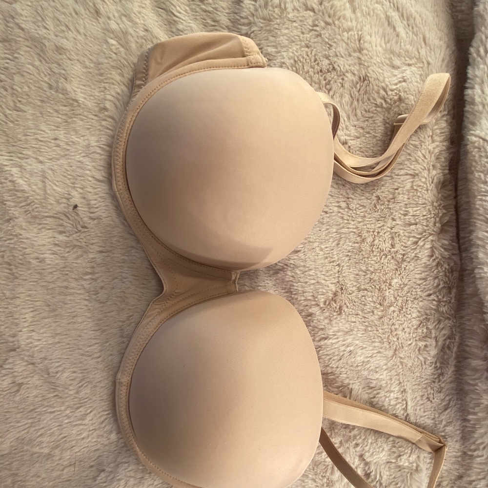 Convertible wear everywhere push-up bra